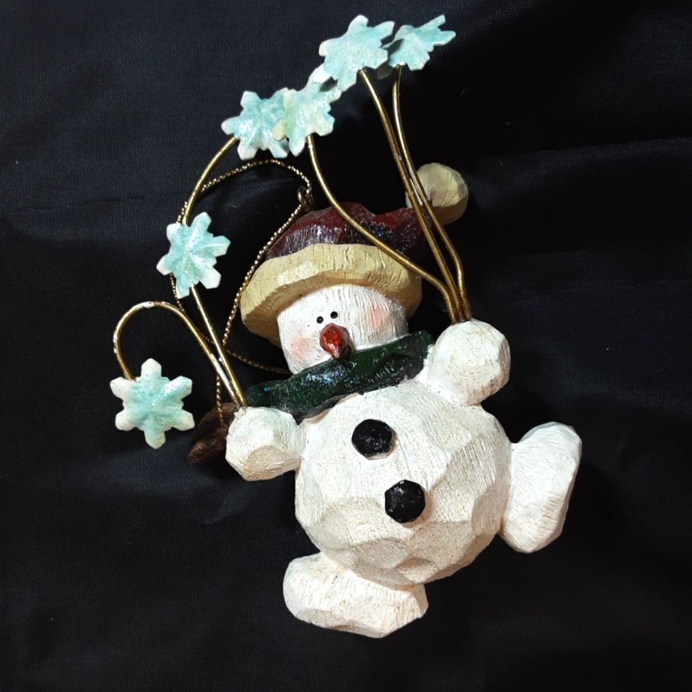 Vintage Christmas Tree Ornament Snowman Carrying Flowers‎ Hanger 5"